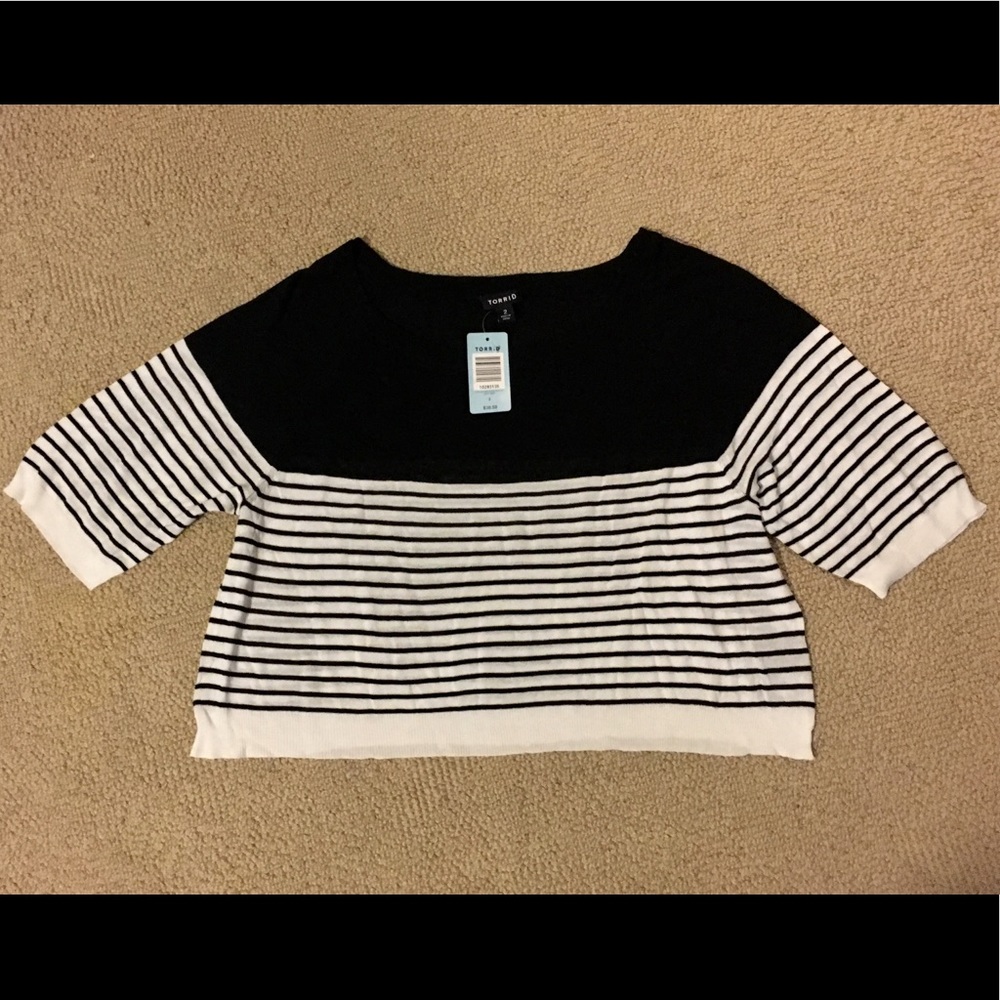 NWT Torrid Cropped Sweater Plus Size 2X